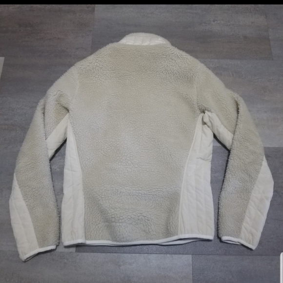 SOLD Patagonia Retro X Jacket Small - Picture 3 of 4